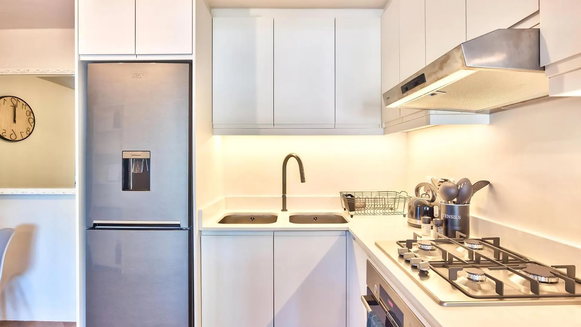 Spectacular 1 Bed Apartment Cape Town